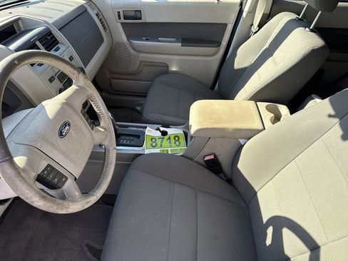 Used 2009 Ford Escape 2WD Hybrid image 9