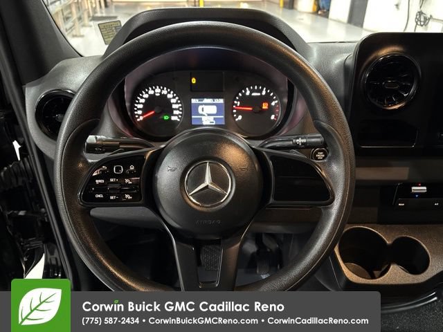 Used 2019 Mercedes-Benz Sprinter 2500 image 17