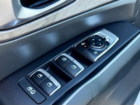 New 2025 Kia Sorento X-Line EX image 8