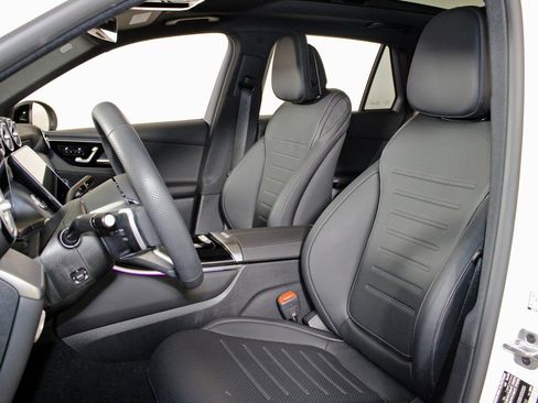 Certified 2025 Mercedes-Benz GLC 300 4MATIC image 13