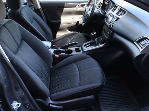 Used 2017 Nissan Sentra SV FWD image 25