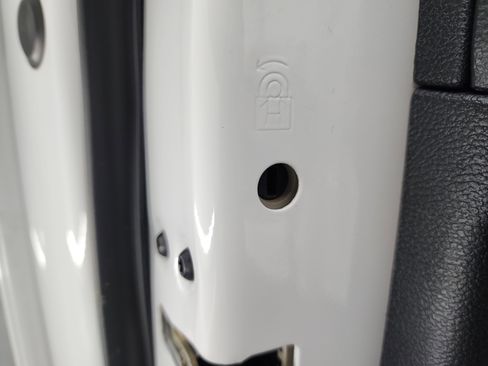 Used 2021 Ford F350 Lariat image 35