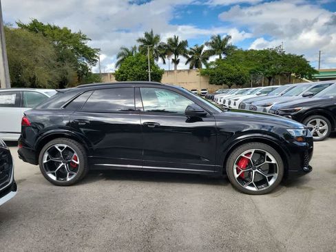 New 2026 Audi RS Q8 performance image 9