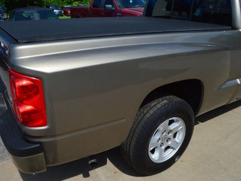 Used 2007 Dodge Dakota SLT w/ Trailer Tow Group RWD image 10
