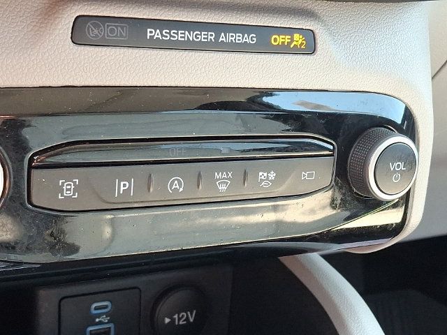 Used 2023 Ford Escape Platinum w/ Premium Technology Package AWD/4WD image 24