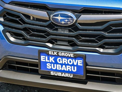 New 2025 Subaru Crosstrek 2.5i Premium image 7