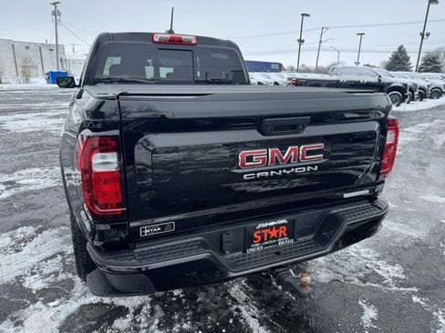 Used 2024 GMC Canyon Elevation w/ Convenience Package image 4