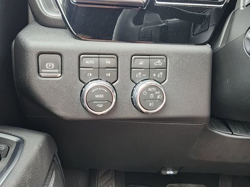 New 2026 GMC Sierra 1500 SLT w/ SLT Premium Plus Package image 19