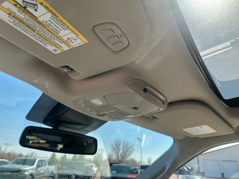 Used 2020 Ford Expedition Platinum image 19