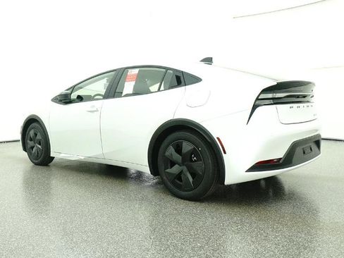 New 2026 Toyota Prius SE image 42