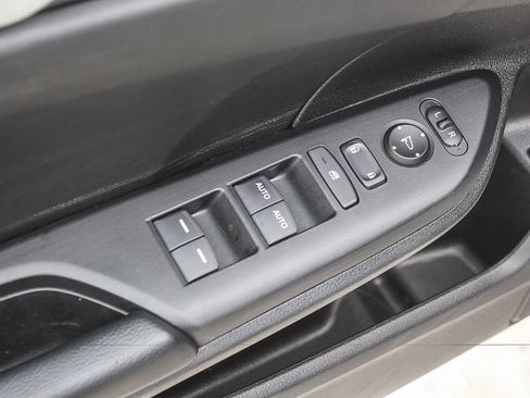 Used 2019 Honda Civic Sport image 21