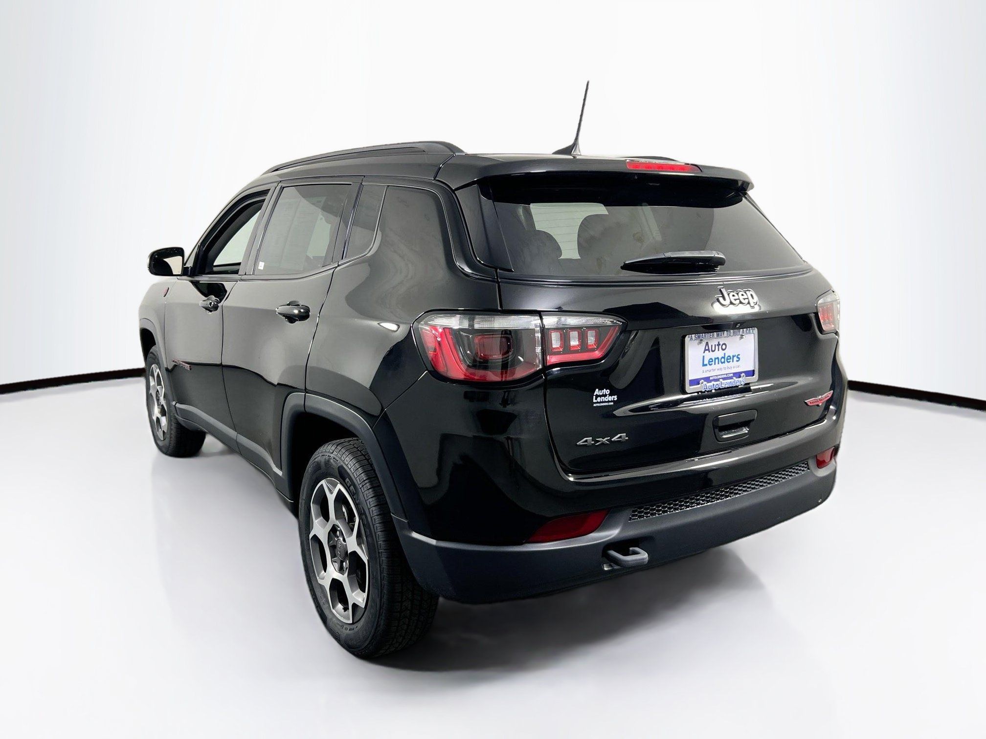Used 2022 Jeep Compass Trailhawk w/ Sun and Sound Group AWD/4WD image 7