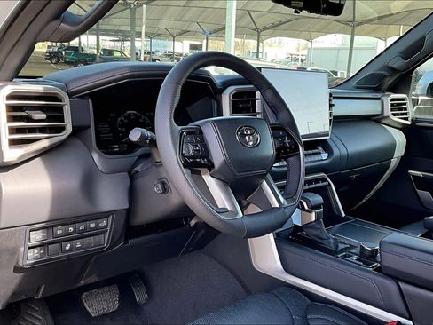 Used 2026 Toyota Sequoia Platinum image 17