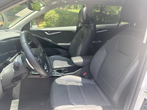 Used 2024 Kia Niro Wave w/ Wave Preserve Package FWD image 15