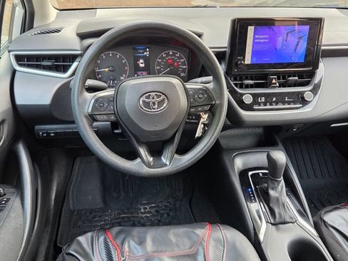 Used 2023 Toyota Corolla LE FWD image 12