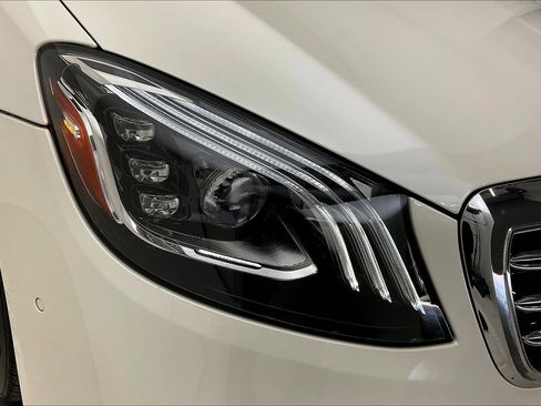 Used 2019 Mercedes-Benz S 560 4MATIC Sedan image 32