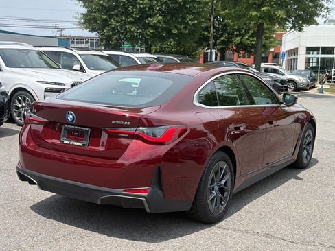 Used 2023 BMW i4 eDrive35 w/ Premium Package RWD image 9