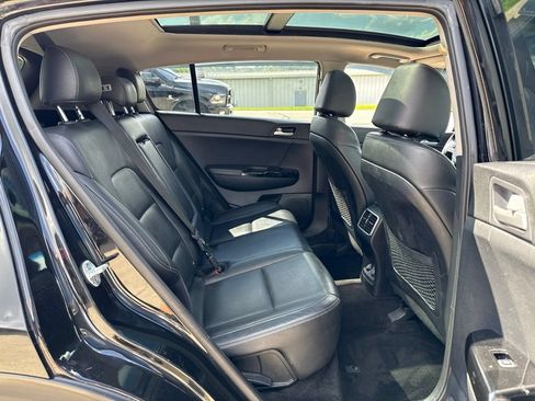 Used 2018 Kia Sportage EX w/ EX Premium Package AWD/4WD image 13