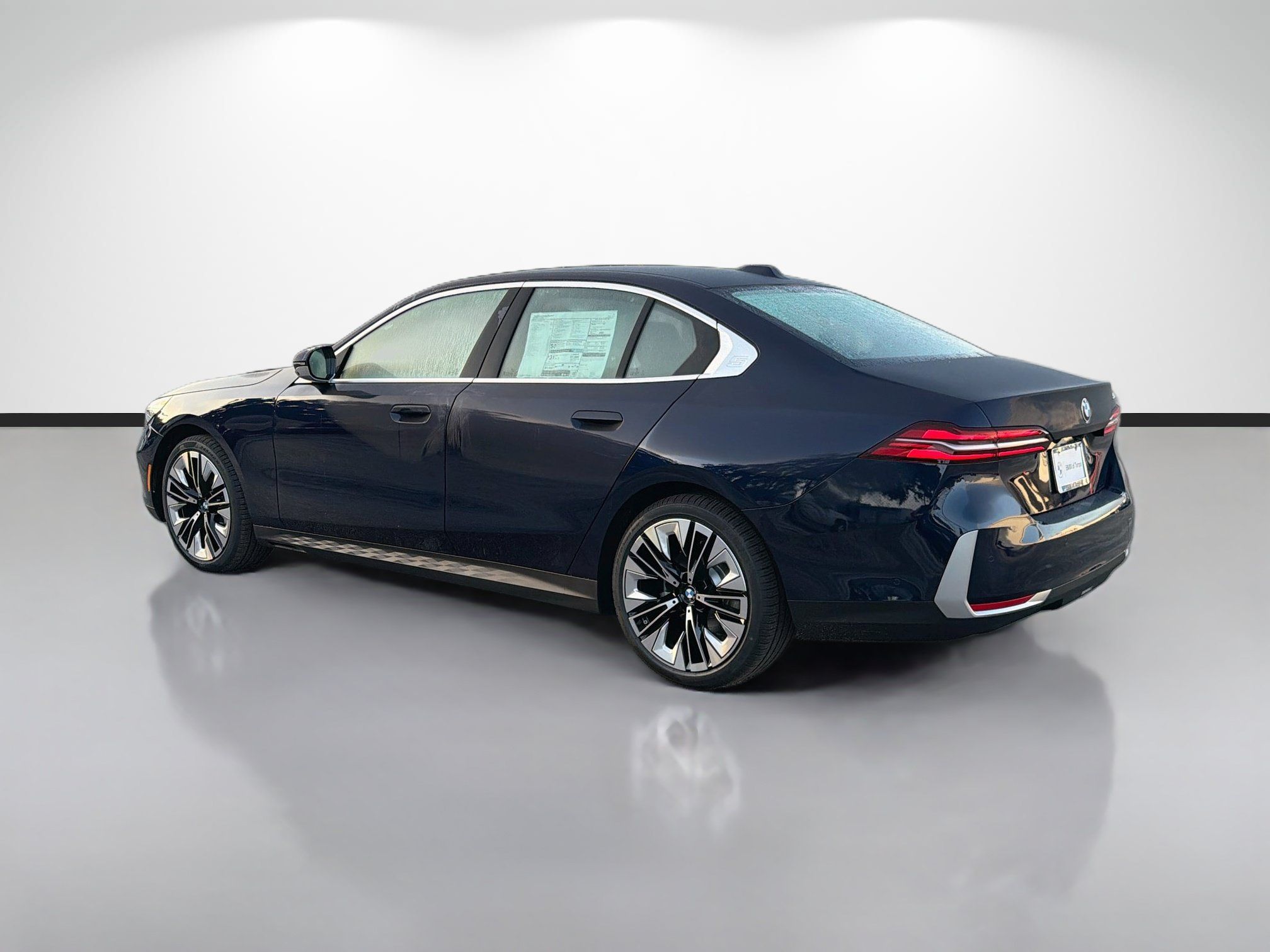 New 2027 BMW 530i RWD image 5