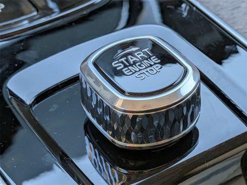 New 2026 Volvo XC90 B6 Ultra w/ Protection Package Premier image 39