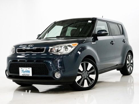 Used 2015 Kia Soul ! w/ Sun & Sound Package image 1