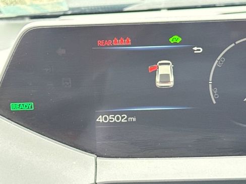 Used 2024 Toyota Prius Limited image 15