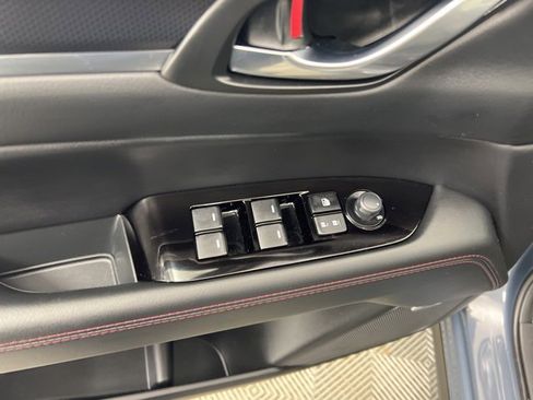 Used 2025 MAZDA CX-5 Carbon Edition image 13