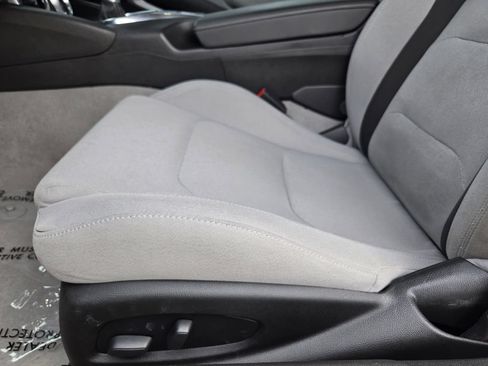 Used 2023 Chevrolet Camaro LT RWD image 26