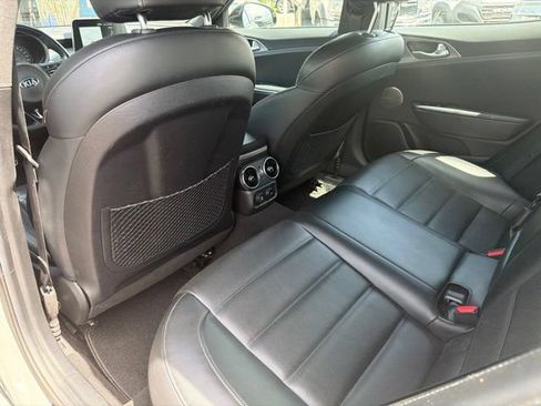 Used 2020 Kia Stinger GT2 image 15