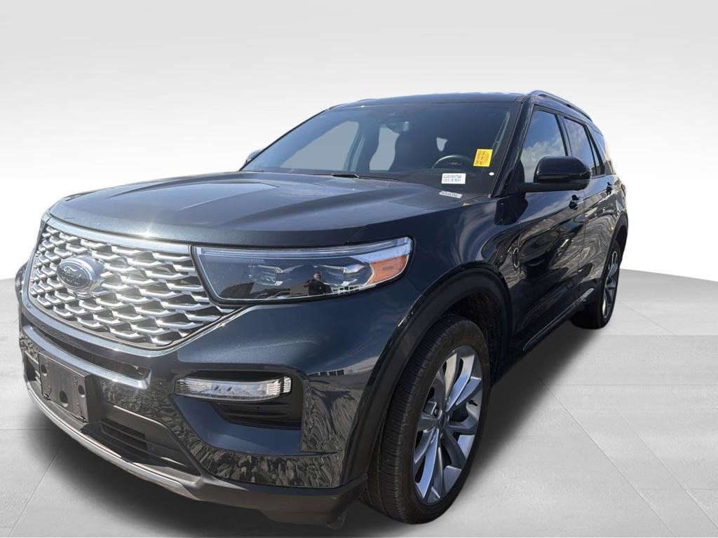 Used 2023 Ford Explorer Platinum w/ Technology Package AWD/4WD image 4