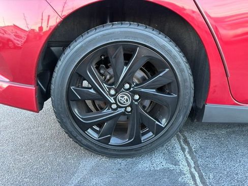 Used 2018 Toyota Corolla iM w/ All-Weather Mat Package FWD image 9