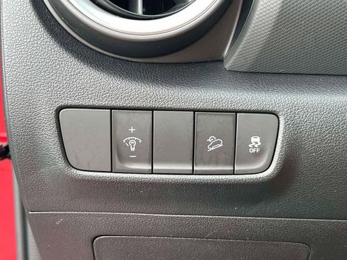 Certified 2023 Hyundai Kona SE image 20