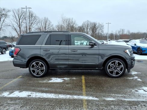 Certified 2020 Ford Expedition Limited w/ Equipment Group 303A image 9