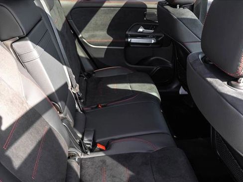 Certified 2026 Mercedes-Benz GLB 250 4MATIC image 28