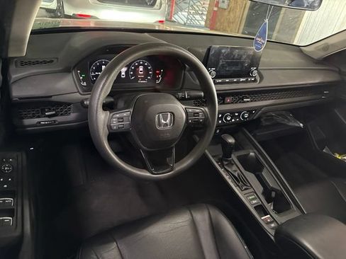 Used 2023 Honda Accord EX image 6