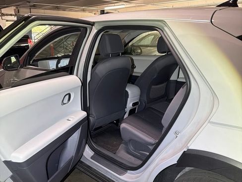 Used 2024 Hyundai Ioniq 5 SEL RWD image 6