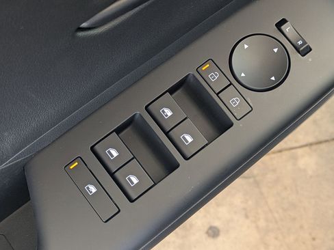 New 2025 Hyundai Kona SEL image 13