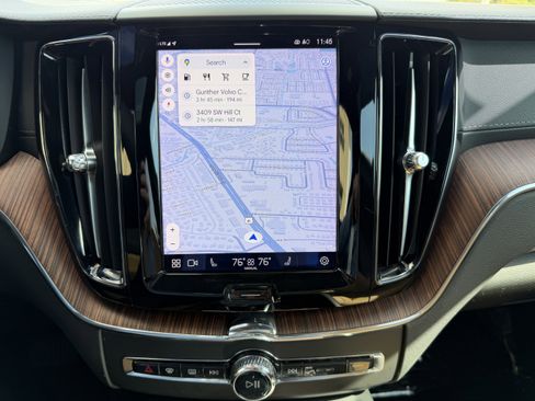 Certified 2023 Volvo XC60 B5 Ultimate w/ Protection Package Premier image 21