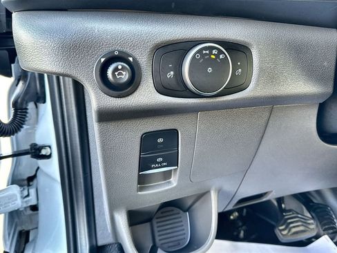 New 2026 Ford Transit 250 148 Medium Roof w/ Load Area Protection Package image 16