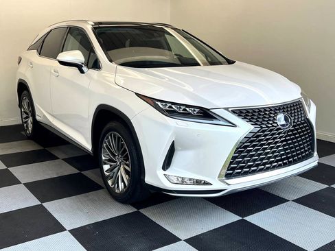 Used 2022 Lexus RX 450h AWD w/ Luxury Package image 3