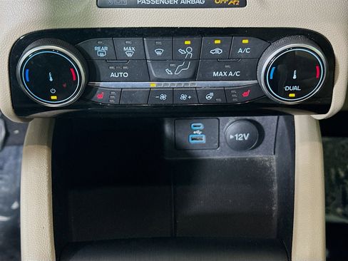 Used 2022 Ford Escape SEL image 23