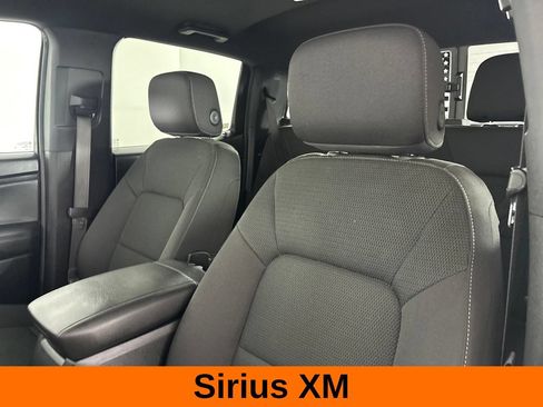 Used 2024 Chevrolet Colorado LT w/ LT Convenience Package AWD/4WD image 9