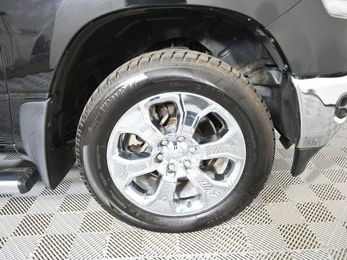 Used 2022 RAM 1500 Big Horn AWD/4WD image 12