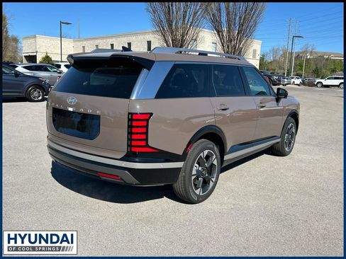 New 2026 Hyundai Palisade Limited FWD image 7