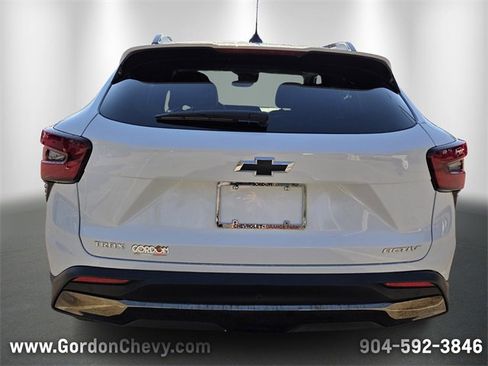 Certified 2025 Chevrolet Trax ACTIV w/ Driver Confidence Package image 4