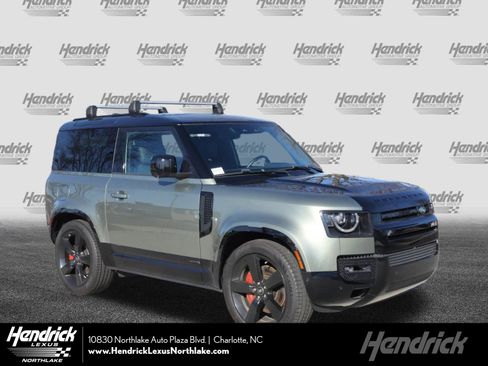 Used 2023 Land Rover Defender 90 X image 1