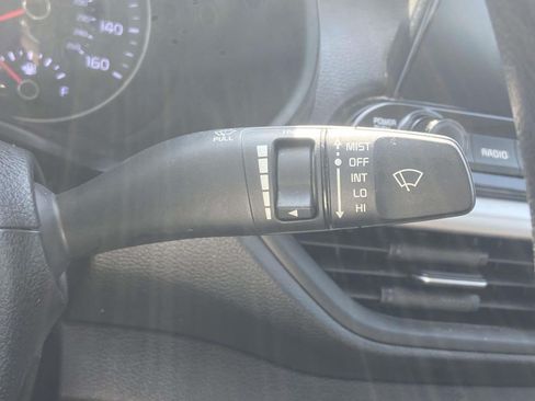 Used 2021 Kia Forte LXS FWD image 21