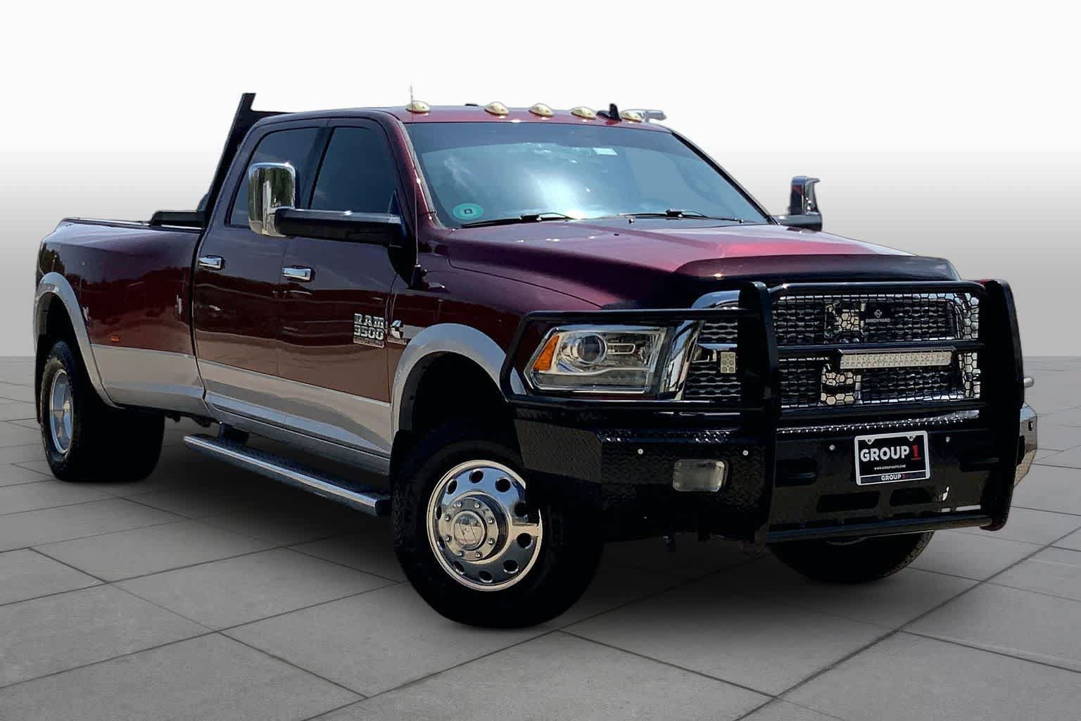 Used 2016 RAM 3500 Laramie w/ Cold Weather Group AWD/4WD image 3