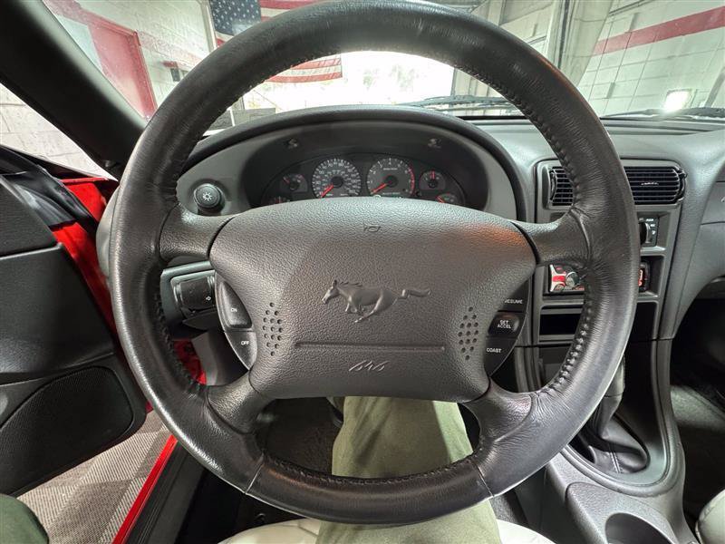 Used 2000 Ford Mustang GT RWD image 18