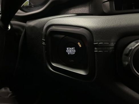 Used 2024 Jeep Wrangler Unlimited Sahara image 21